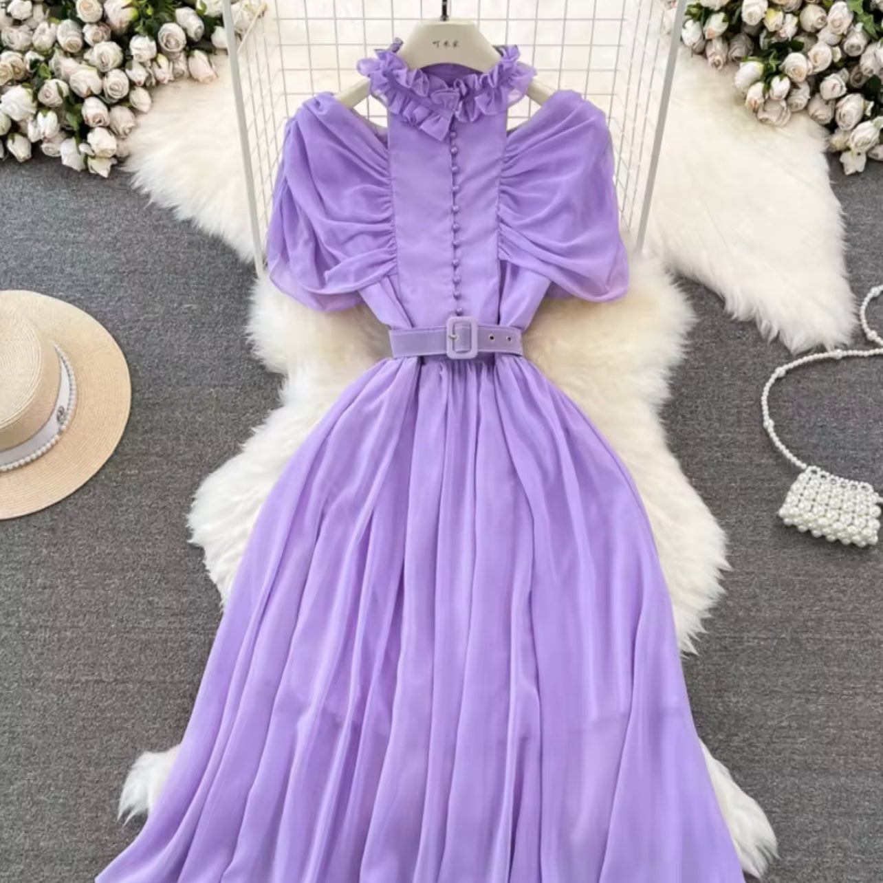 Robe évasé avec plis de taille