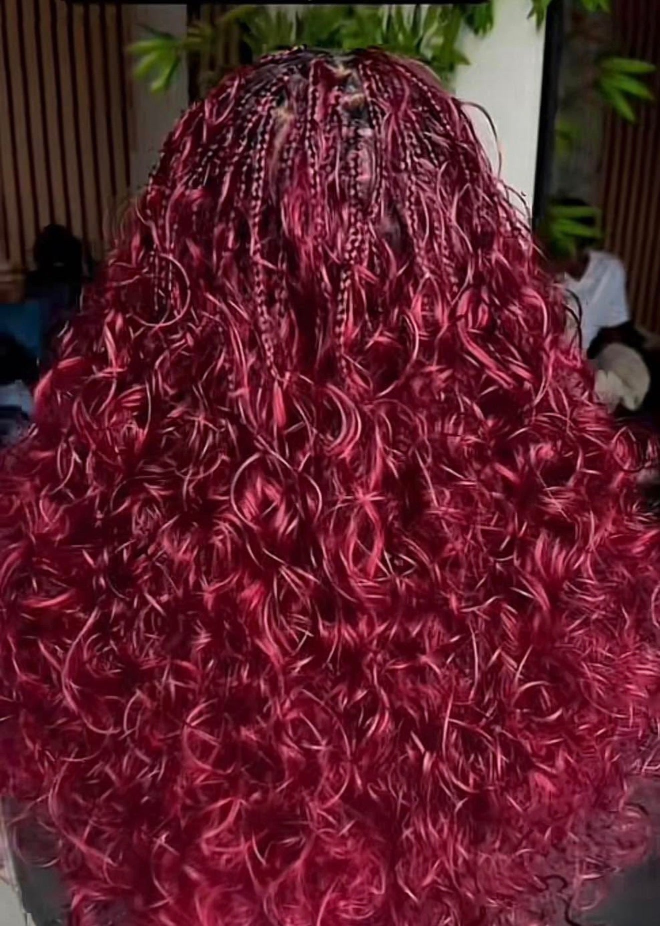 Iris Italy loose wavy curly braid