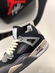 Air Jordan IV