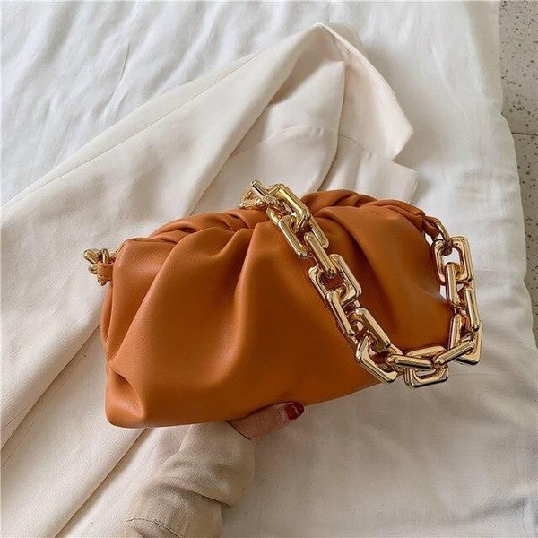 Bag with chain