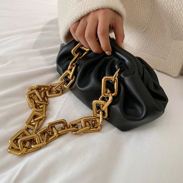 Bag with chain